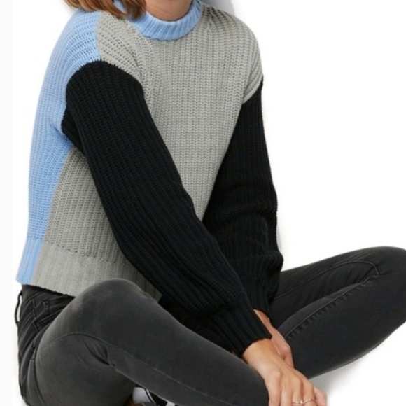 POPSUGAR Sweaters - HP😍 Colorblock Cropped Sweater